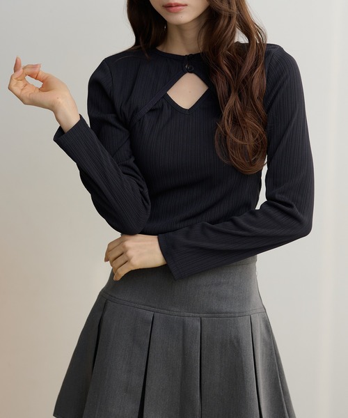 DAYRA(デイラ)の「フロント オープン ボタン プリーツ トップス(Tシャツ/カットソー・レディース・チャコールグレー・S/FREE)」の7枚目の写真