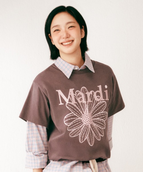 日本限定カラー】TSHIRT FLOWERMARDI NEEDLEWORK / Tシャツ フラワー