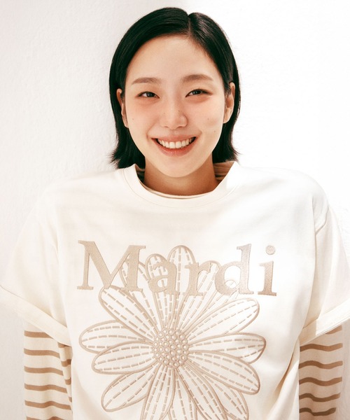 日本限定カラー】TSHIRT FLOWERMARDI NEEDLEWORK（Tシャツ/カットソー