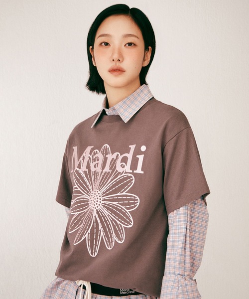 Mardi Mercredi(マルディメクルディ)の「【日本限定カラー】TSHIRT FLOWERMARDI NEEDLEWORK / Tシャツ フラワーマルディ ニードル ワーク(Tシャツ/カットソー・レディース・ホワイト×ネイビー/ネイビー×ホワイト/ライトグレー/ライトベージュ/クリーム/グレー×ピンク/ブルー/グレー系その他・FREE)」の10枚目の写真