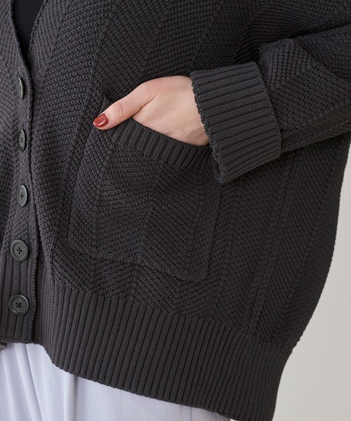 marmors（マルモア）の「【marmors】ヘリンボーンニットカーディガン（カーディガン/ボレロ・レディース・チャコールグレー/ベージュ・36）」の5枚目の写真