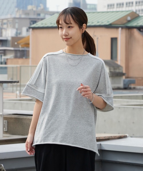 Garance et VioLette（ギャランスエトヴィオレット）の「Garance et VioLette/ギャランスエトヴィオレット カットオフスウェットTEE ハーフスリーブスウェット 秋 秋服 2026年秋冬（Tシャツ/カットソー・レディース・ベージュ/グレー/チャコール・FREE）」の2枚目の写真