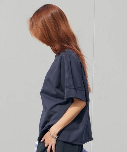 Garance et VioLette（ギャランスエトヴィオレット）の「Garance et VioLette/ギャランスエトヴィオレット カットオフスウェットTEE ハーフスリーブスウェット 秋 秋服 2026年秋冬（Tシャツ/カットソー・レディース・ベージュ/グレー/チャコール・FREE）」の19枚目の写真
