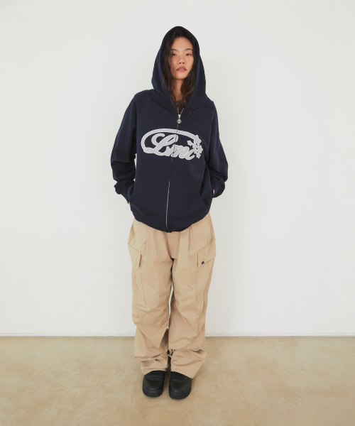 LMCの「STAR APPLIQUE LOGO ZIP-UP HOODIE heather gray（パーカー・レディース・その他・SMALL/MEDIUM/LARGE/X-LARGE）」の2枚目の写真