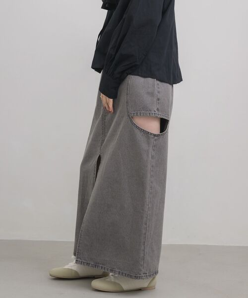 RETRO GIRL(レトロガール)の「スリットデザインデニムSK(デニムスカート・レディース・ブラック/ブルー・MEDIUM/LARGE)」の11枚目の写真
