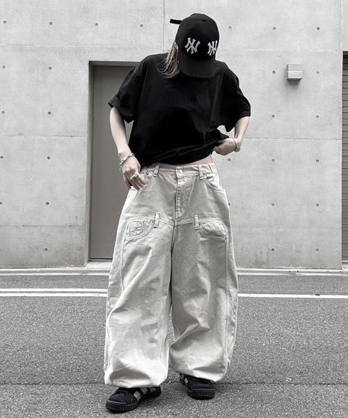 YACA(ヤーカ)の「Loose Denim Pigment PT/ルーズデニムピグメントパンツ【unisex item】(チノパンツ・レディース・チャコールグレー/ブラウン/アイボリー・FREE)」の4枚目の写真