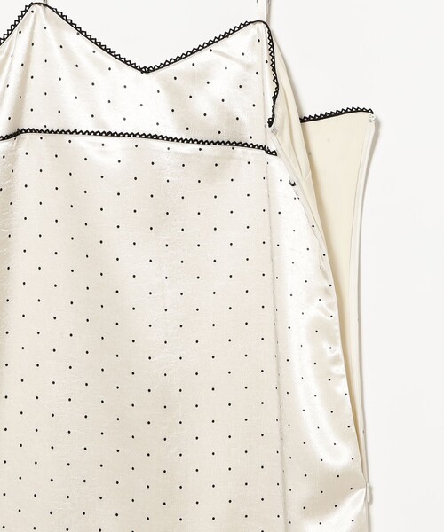 Ray BEAMS（レイビームス）の「サテン ドット キャミワンピース（ワンピース・レディース・ブラック/オフホワイト・1/0）」の18枚目の写真