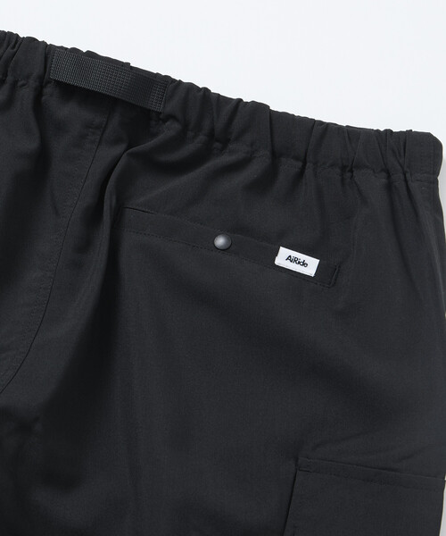 FREAK'S STORE(フリークスストア)の「限定展開 AiRide/エアライド ポケッタブル クライミングカーゴショーツ/吸水速乾/UVカット(カーゴパンツ・メンズ・オリーブ/チャコールグレー/ブラック・LARGE/MEDIUM/SMALL)」の15枚目の写真