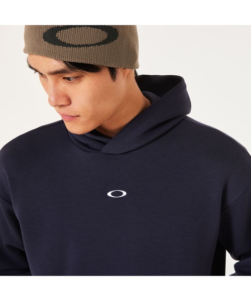OAKLEY(オークリー)の「オークリー ENHANCE QD FLEECE HOODIE EVO 4.7/フーディー/スポーツ・トレーニング/MENS/メンズ/吸汗速乾/OAKLEY(パーカー・メンズ・ブラック/ライトグレー/ネイビー・S/XS/M/XL)」の3枚目の写真