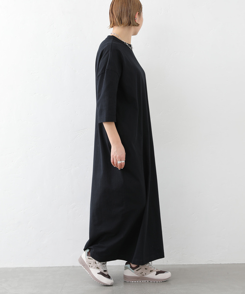 JOURNAL STANDARD LUXE(ジャーナルスタンダード ラックス)の「《追加》クラシックテンジク スタンダードクルーネックワンピース(ワンピース・レディース・ブラック・MEDIUM/SMALL)」の2枚目の写真