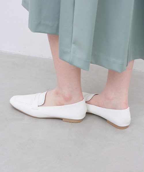 Launa lea（ラウナレア）の「【26春夏新作】スクエアトゥクラシックローファー(0617)（ローファー・レディース・シルバー/ブラック/アイボリー/イエロー・22.0cm/22.5cm/23.0cm/23.5cm/24.0cm/24.5cm/25.0cm）」の10枚目の写真