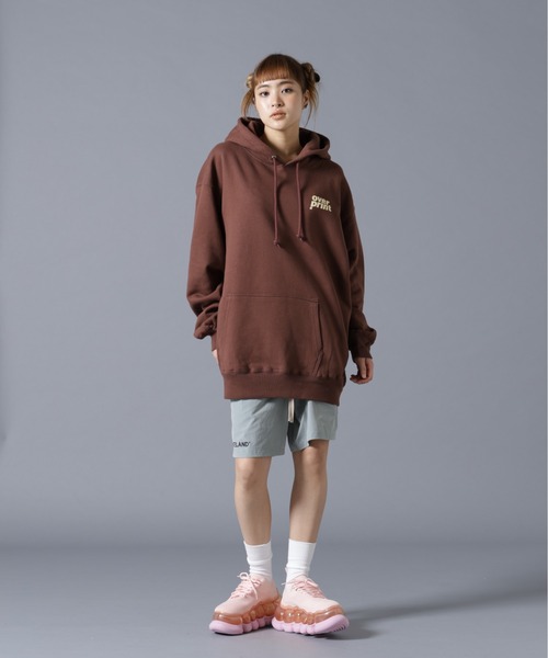 over print(オーバープリント)の「overprint/オーバープリント/GALLERY HOODIE A(パーカー・レディース・その他3/ブラウン・L/M/XL)」の15枚目の写真