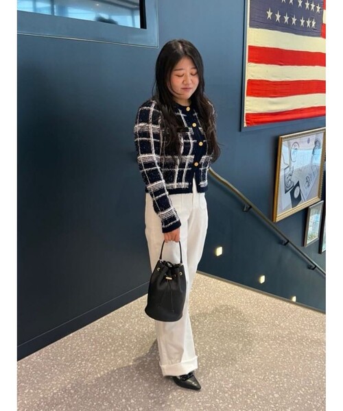 BROOKS BROTHERS(ブルックスブラザーズ)の「コットンブレンド フロントパッチポケット フレアレッグ デニムパンツ(デニムパンツ・レディース・ホワイト・2/4/6/8/0)」の5枚目の写真