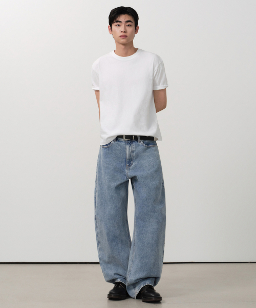 MUSINSA STANDARD（ムシンサスタンダード）の「カーブデニムパンツ（4色）（デニムパンツ・メンズ・クリーム/ライトインディゴブルー/ダークインディゴブルー/ブラック・30/33/34/36/38/40/42/29/28/27/26/31/32）」の8枚目の写真