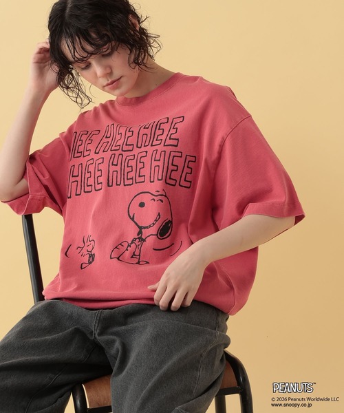 GEORGE'S(ジョージズ)の「【PEANUTS】スヌーピー加工スソリブTシャツ【UNISEX】(Tシャツ/カットソー・メンズ・ブラック/ピンク/グリーン・LARGE/MEDIUM)」の1枚目の写真