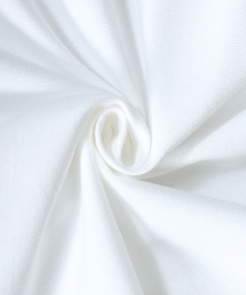 SITRY（シトリー）の「Silket Like Plain T-Shirt/吸水速乾 UVカット オーバーサイズ ショート丈 無地 半袖Tシャツ インナーTシャツ（Tシャツ/カットソー・メンズ・スミクロ/ライトグレー/ブラック/オフホワイト・M/L/LL）」の9枚目の写真