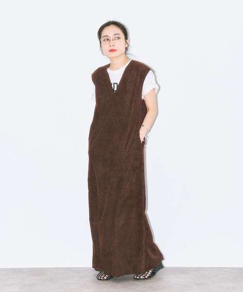 CITYSHOP（シティーショップ）の「FAUX SUEDE I-LINE DRESS：ワンピース（ワンピース・レディース・ブラック/ブラウン系その他・36/38）」の5枚目の写真