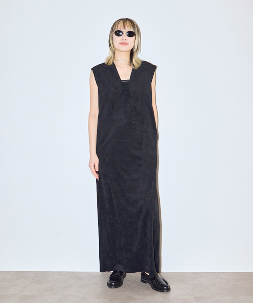 CITYSHOP（シティーショップ）の「FAUX SUEDE I-LINE DRESS：ワンピース（ワンピース・レディース・ブラック/ブラウン系その他・36/38）」の6枚目の写真