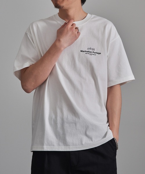 Manhattan Portage(マンハッタンポーテージ)の「【Manhattan Portage】別注 Manhattan Photo Tee /マンハッタンフォトTシャツ(Tシャツ/カットソー・レディース・ブラック/ホワイト/ブラウン・S/M/L)」の17枚目の写真