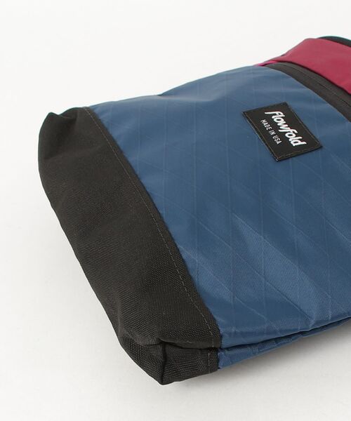 Flowfold(フローフォールド)の「【T18】【Flowfold/フローフォールド】MUSE 2L CROSSBODY BAG(ボディバッグ/ウエストポーチ・メンズ・その他1/その他2・FREE)」の4枚目の写真