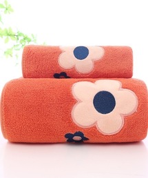 SHEPP（シープ）の「デイジーアップリケ ふんわり吸水タオル（タオル）」