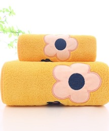 SHEPP（シープ）の「デイジーアップリケ ふんわり吸水タオル（タオル）」