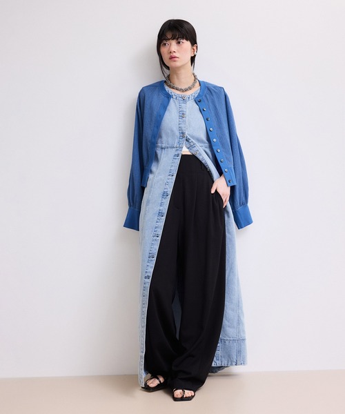 ADAM ET ROPE'(アダムエロペ)の「【WEB限定】メニーボタンリップルシアーカーディガン(カーディガン/ボレロ・レディース・ブラック/ホワイト/ブルー・FREE)」の11枚目の写真