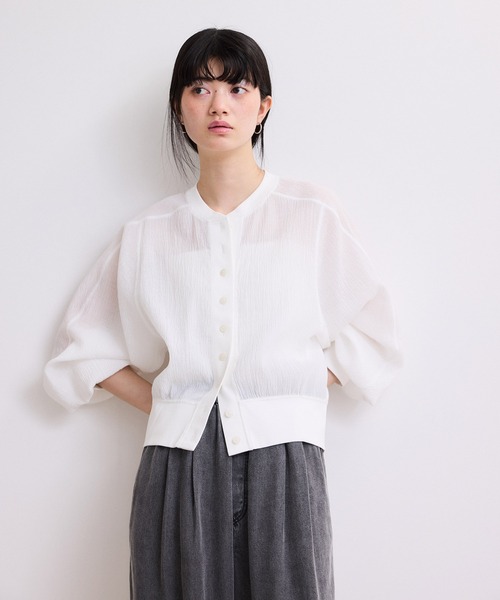 ADAM ET ROPE'(アダムエロペ)の「【WEB限定】メニーボタンリップルシアーカーディガン(カーディガン/ボレロ・レディース・ブラック/ホワイト/ブルー・FREE)」の14枚目の写真