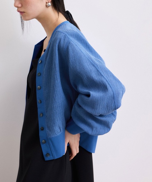 ADAM ET ROPE'(アダムエロペ)の「【WEB限定】メニーボタンリップルシアーカーディガン(カーディガン/ボレロ・レディース・ブラック/ホワイト/ブルー・FREE)」の17枚目の写真