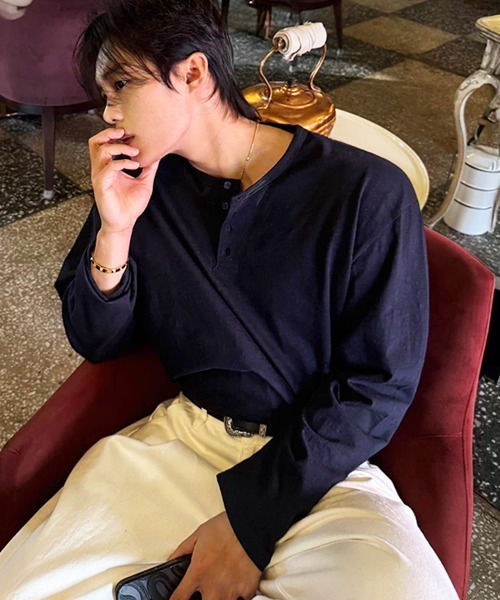 NOWLE(ノウル)の「【NOWLE】コットン ヘンリーネック ロングスリーブTシャツ / ルーズ ロンT(Tシャツ/カットソー・メンズ・ネイビー/ブラック・SMALL/MEDIUM/LARGE/X-LARGE)」の13枚目の写真