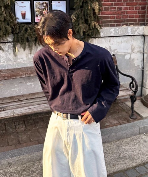 NOWLE(ノウル)の「【NOWLE】コットン ヘンリーネック ロングスリーブTシャツ / ルーズ ロンT(Tシャツ/カットソー・メンズ・ネイビー/ブラック・SMALL/MEDIUM/LARGE/X-LARGE)」の17枚目の写真