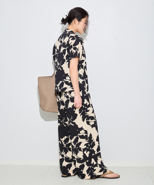 journal standard L'essage(ジャーナルスタンダードレサージュ)の「別注【LUSANA / ルサーナ】CICI PANTS:パンツ(その他パンツ・レディース・ブラック系その他/オートミール・X-SMALL/SMALL)」の8枚目の写真
