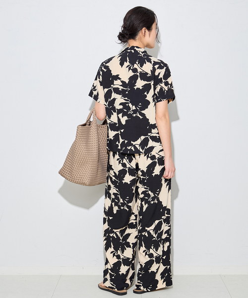 journal standard L'essage(ジャーナルスタンダードレサージュ)の「別注【LUSANA / ルサーナ】CICI PANTS:パンツ(その他パンツ・レディース・ブラック系その他/オートミール・X-SMALL/SMALL)」の9枚目の写真