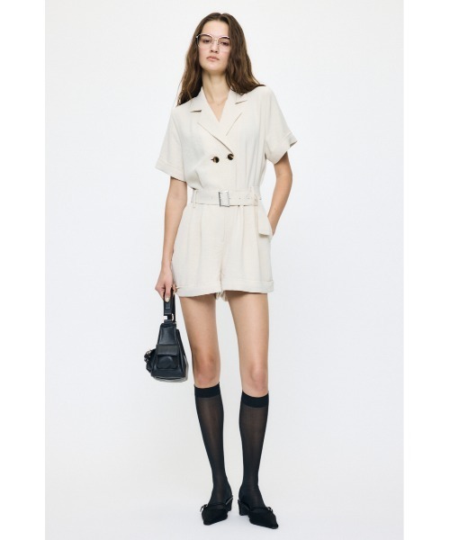 MOUSSY(マウジー)の「BELTED SHORT SLEEVE ジャンプスーツ(つなぎ/オールインワン・レディース・ブラウン/ベージュ/ブラック・1/2)」の5枚目の写真