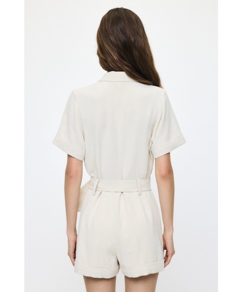 MOUSSY(マウジー)の「BELTED SHORT SLEEVE ジャンプスーツ(つなぎ/オールインワン・レディース・ブラウン/ベージュ/ブラック・1/2)」の10枚目の写真