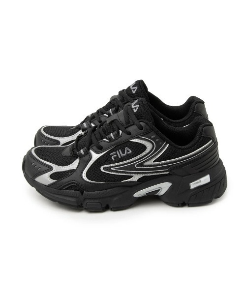 FILA（フィラ）の「RECHARGE26（スニーカー・レディース・ブラック・25.5cm/25.0cm/24.5cm/24.0cm/23.5cm/23.0cm/29.0cm/28.0cm/27.5cm/27.0cm/26.5cm/26.0cm）」の4枚目の写真