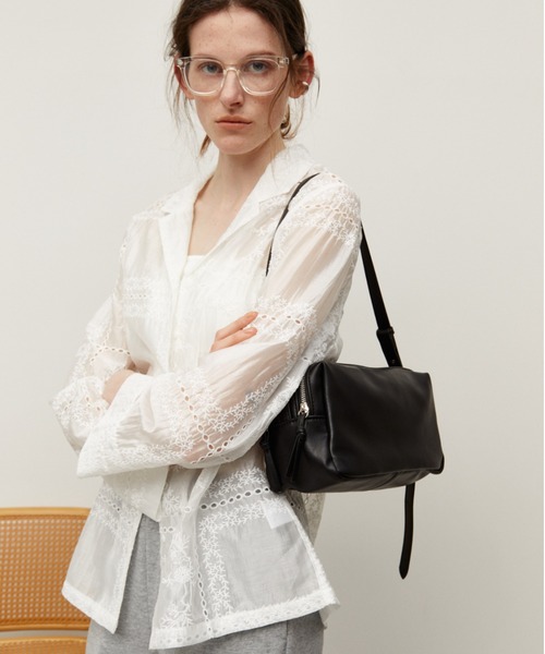 Auntie Rosa Holiday(アンティローザホリデー)の「ダブルジップレクタングルショルダー/2WAY(ショルダーバッグ・レディース・ブラック/ブラウン・FREE)」の5枚目の写真