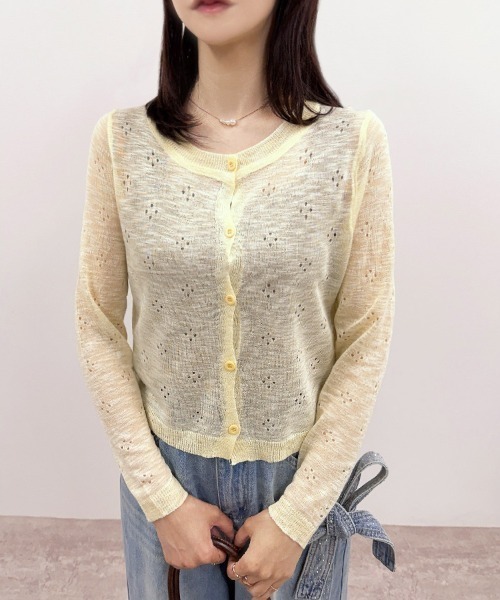 CLOTHY（クロシィ）の「【“ちょい透け”が可愛い】ショート丈クルーネックカーデ（カーディガン/ボレロ・レディース・イエロー/アイボリー/ブラック・FREE）」の3枚目の写真