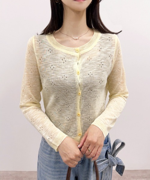 CLOTHY（クロシィ）の「【“ちょい透け”が可愛い】ショート丈クルーネックカーデ（カーディガン/ボレロ・レディース・イエロー/アイボリー/ブラック・FREE）」の5枚目の写真