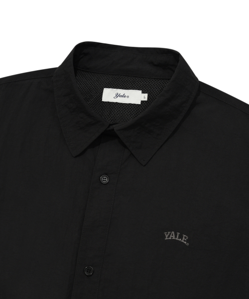 YALE(イェール)の「ナイロンスポーティコーチシャツブラック(シャツ/ブラウス・レディース・その他・X-SMALL/X-LARGE/SMALL/MEDIUM/LARGE/XX-LARGE)」の4枚目の写真