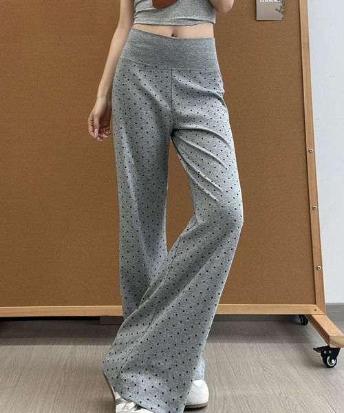 AMAJI(アマジ)の「ドット柄 ハイウエスト セミフレアパンツ(その他パンツ・レディース・ネイビー/ブラウン/ブラック/グレー・X-LARGE/LARGE/MEDIUM/SMALL)」の5枚目の写真