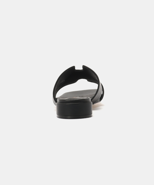 REMME(レメ)の「《WEB+一部店舗限定》REMME/レメ cuttingサンダル(サンダル・レディース・ブラック・22.5cm/23.5cm/24.5cm)」の6枚目の写真