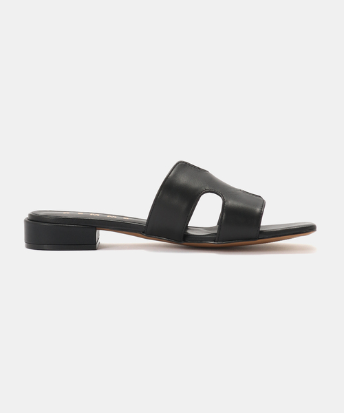 REMME(レメ)の「《WEB+一部店舗限定》REMME/レメ cuttingサンダル(サンダル・レディース・ブラック・22.5cm/23.5cm/24.5cm)」の7枚目の写真