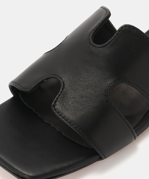 REMME(レメ)の「《WEB+一部店舗限定》REMME/レメ cuttingサンダル(サンダル・レディース・ブラック・22.5cm/23.5cm/24.5cm)」の11枚目の写真
