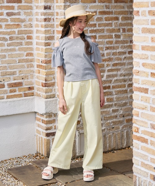 Amourire girl(アムリールガール)の「袖チュール オフショルダー 半袖 Tシャツ カットソー(Tシャツ/カットソー・キッズ・グレー/ピンク・130cm/140cm/150cm/160cm)」の8枚目の写真
