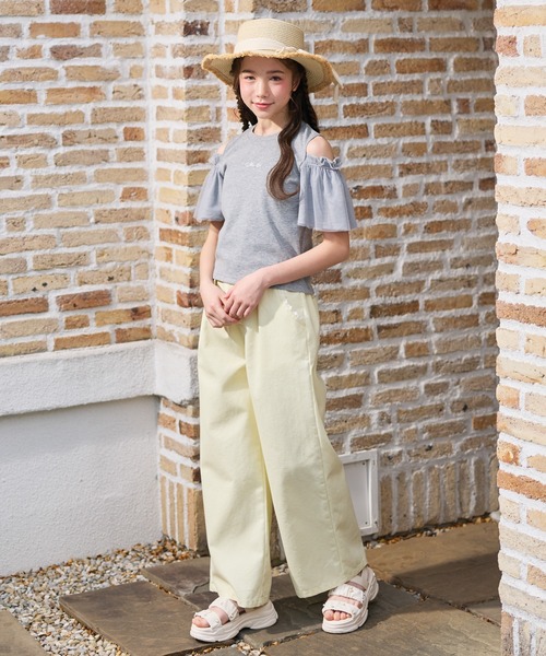 Amourire girl(アムリールガール)の「袖チュール オフショルダー 半袖 Tシャツ カットソー(Tシャツ/カットソー・キッズ・グレー/ピンク・130cm/140cm/150cm/160cm)」の9枚目の写真