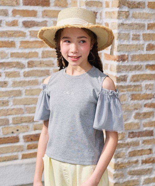 Amourire girl(アムリールガール)の「袖チュール オフショルダー 半袖 Tシャツ カットソー(Tシャツ/カットソー・キッズ・グレー/ピンク・130cm/140cm/150cm/160cm)」の3枚目の写真