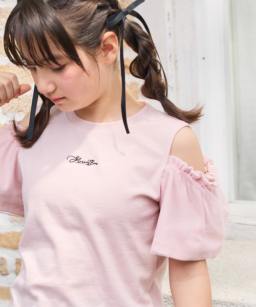 Amourire girl(アムリールガール)の「袖チュール オフショルダー 半袖 Tシャツ カットソー(Tシャツ/カットソー・キッズ・グレー/ピンク・130cm/140cm/150cm/160cm)」の17枚目の写真