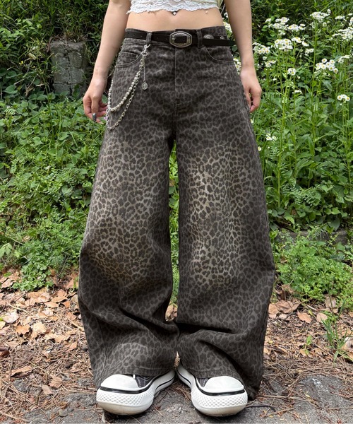sedacle(セダクル)の「レオパード加工デニム(デニムパンツ・メンズ・ブラウン/ベージュ・SMALL/MEDIUM/LARGE)」の3枚目の写真