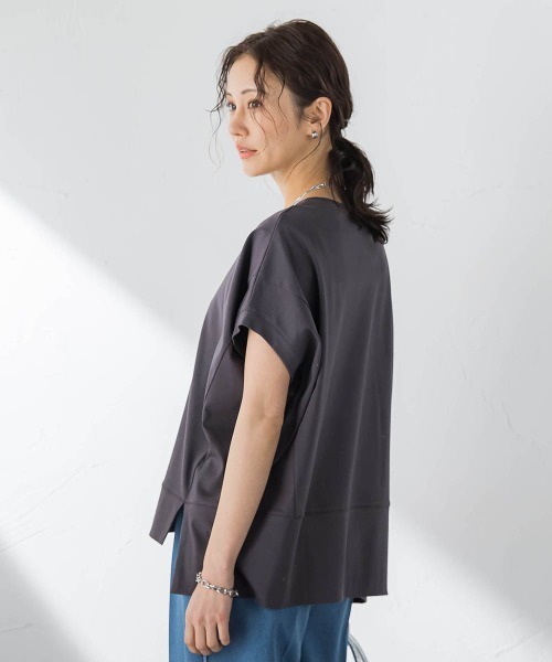 LAUTREAMONT（ロートレアモン）の「汗染み軽減ボックスシルエットカットソー（Tシャツ/カットソー・レディース・ピンク/チャコールグレー/ホワイト/ベージュ/ブルー/ブラック・9号）」の19枚目の写真